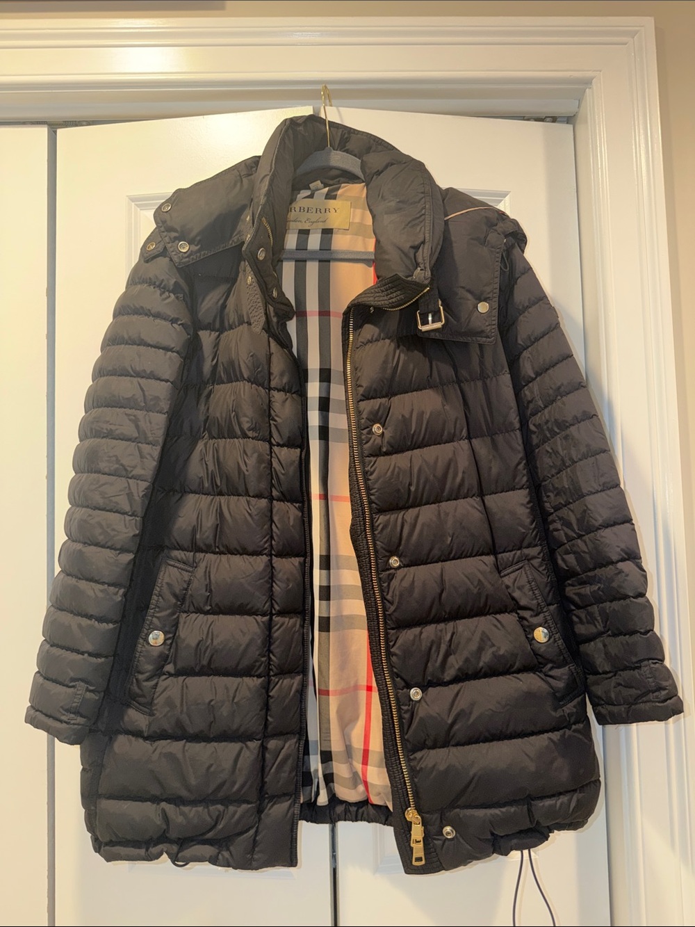 Burberry Black Quilted Puffer Coat with Signature Check Interior